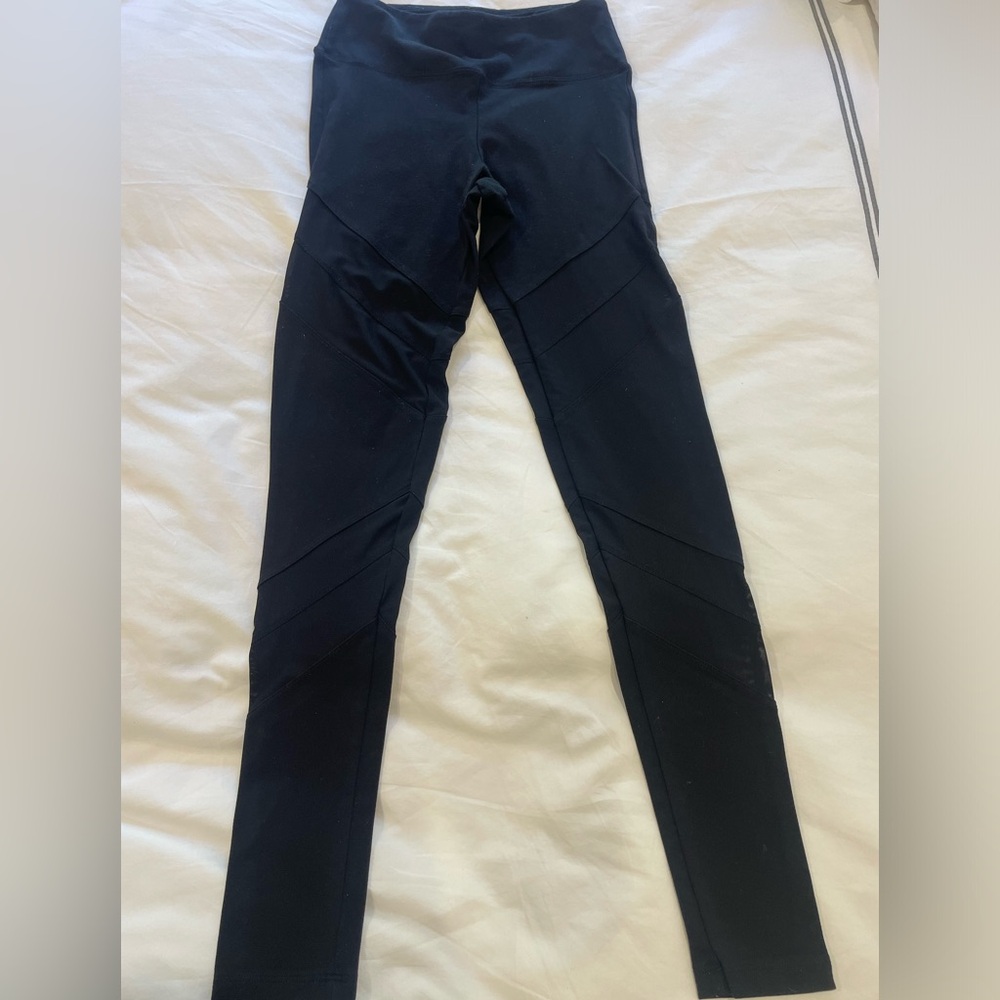 Leggings with Mesh